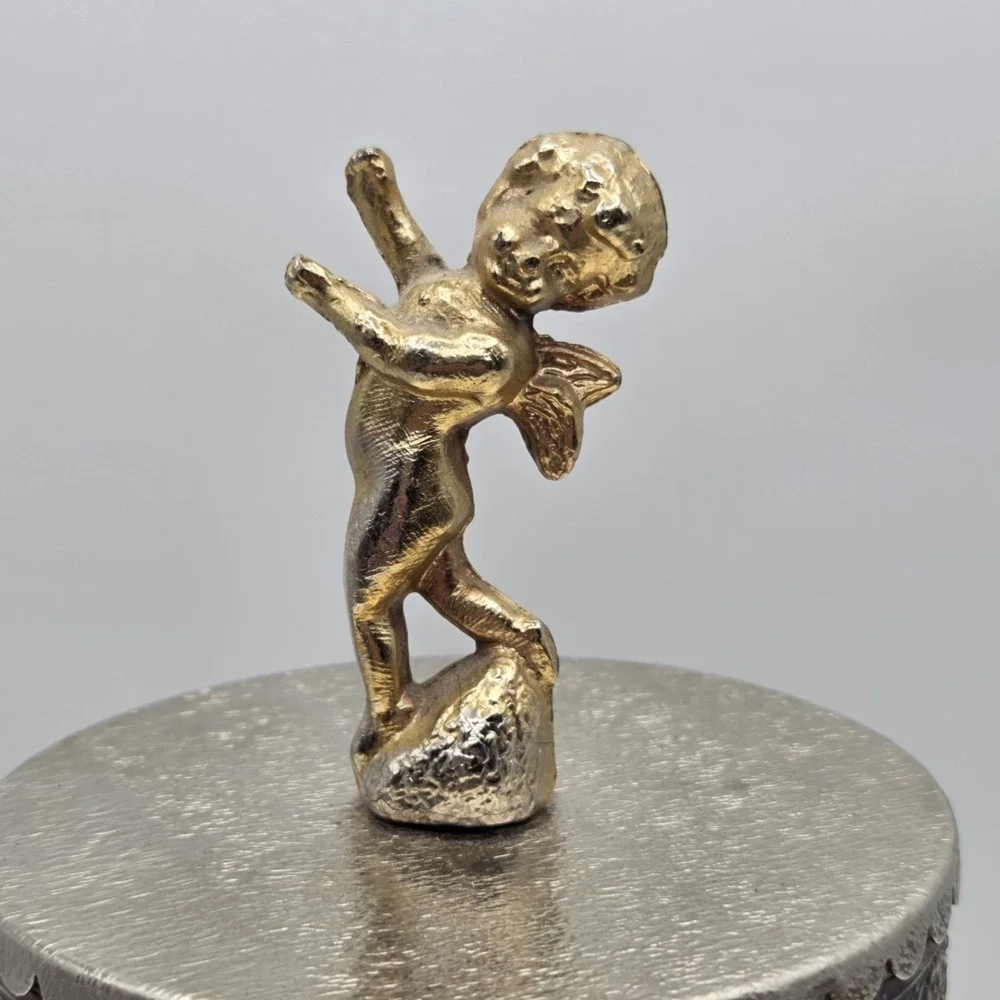 Vintage Filigree Hairspray Cover With Cherub Finial Gold Tone Hollywood Regency